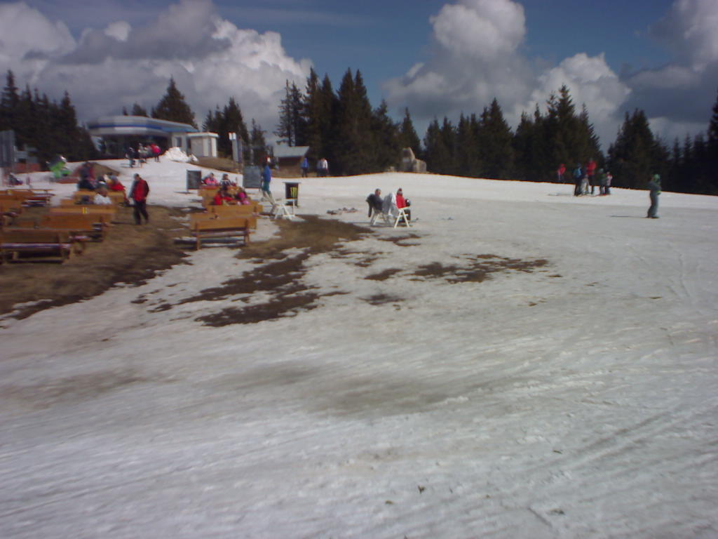 Pamporovo ski area The Dam (Yazovira) area webcam archive Pamporovo ski area The Dam (Yazovira) area webcam archive
